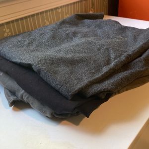 Lot of maternity skirts (2) with pants